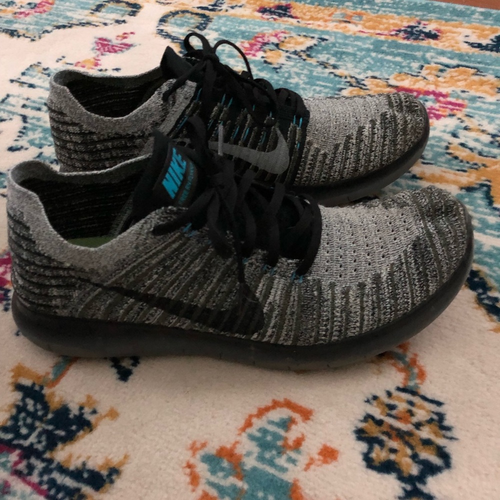 Nike Free Flyknit Running Shoes